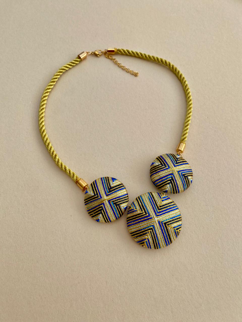 Collar Filum Curvi x3