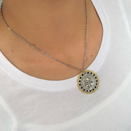 Collar San Benito